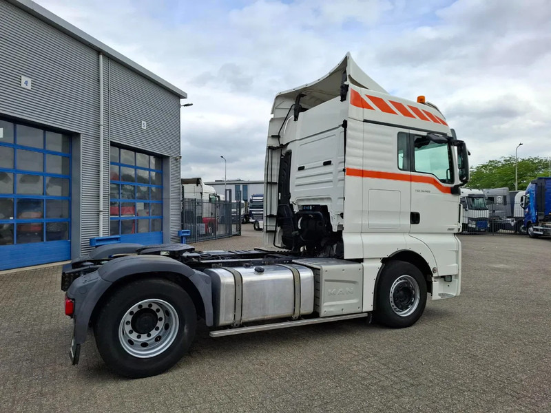 MAN TGX 18.440 / NL TRUCK / ONLY:299058 KM / NAVI / ACC / LWDS / FRIDGE / AUTOMATIC / EURO-6 / 2017 - Tractor unit: picture 5 MAN TGX 18.440 / NL TRUCK / ONLY:299058 KM / NAVI / ACC / LWDS / FRIDGE / AUTOMATIC / EURO-6 / 2017 - Tractor unit: picture 5