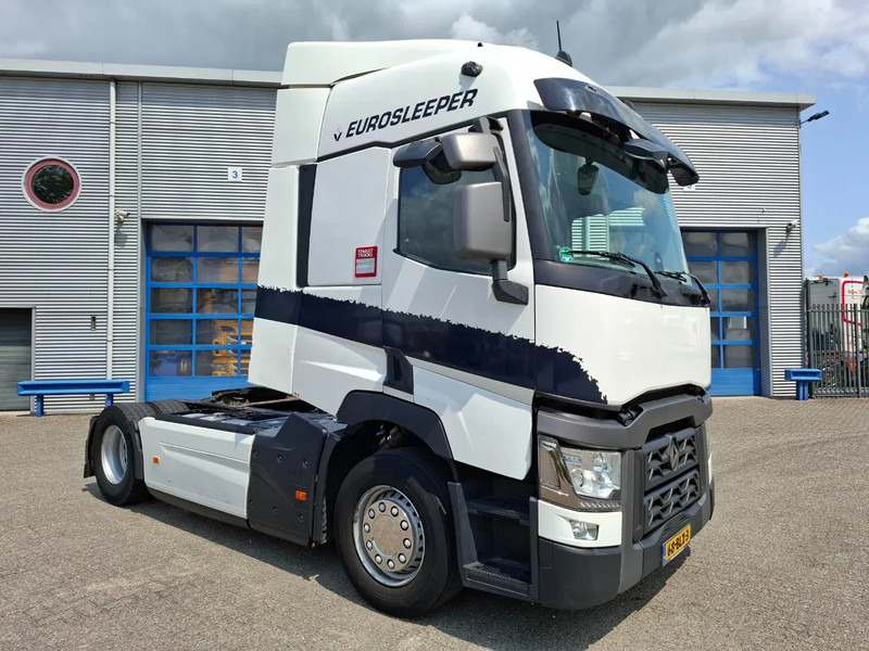 Renault T460 COMFORT / TUV:21-02-2026 / ONLY:614906 KM / DOUBLE TANK / CLEAN NL TRUCK / FRIDGE / SIDESKIRTS / AUTOMATIC / EURO-6 / 2019 - Tractor unit: picture 2 Renault T460 COMFORT / TUV:21-02-2026 / ONLY:614906 KM / DOUBLE TANK / CLEAN NL TRUCK / FRIDGE / SIDESKIRTS / AUTOMATIC / EURO-6 / 2019 - Tractor unit: picture 2