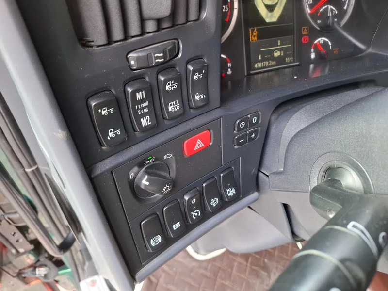 Tractor unit Scania R580 V8 / ONLY:478179KM / HYDRAULICS / LEATHER / AUTOMATIC / EURO-6 / 2016: picture 17