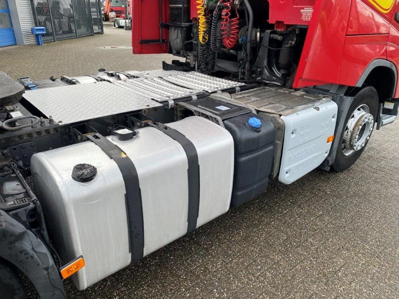 Tractor unit Volvo FH4-460 / DOUBLE TANK / VEB+ / ONLY:532368 KM / LWDS / AUTOMATIC / EURO-6 / 2016: picture 9