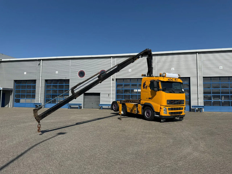 Volvo FH12-420 / CRANE AMCO VEBA V8204S / REMOTE / XENON / AIRCO / ANALOGE TACHO / MANUAL / EURO-3 / 2003 - Crane truck: picture 2 Volvo FH12-420 / CRANE AMCO VEBA V8204S / REMOTE / XENON / AIRCO / ANALOGE TACHO / MANUAL / EURO-3 / 2003 - Crane truck: picture 2