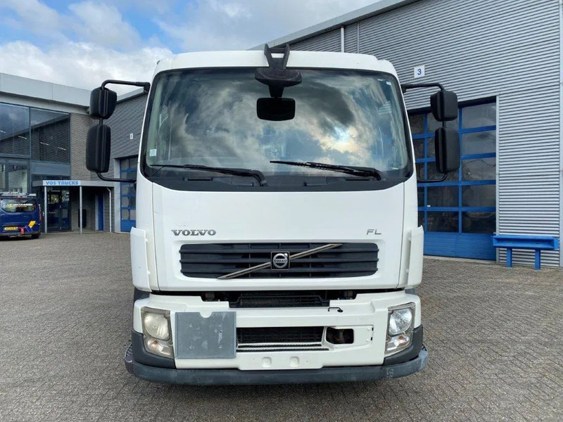 Tank truck Volvo FL7-290 / 5 COMPARTIMENTS / 13000 LITER TOTAL / PUMP / ONLY:288120 KM / AUTOMATIC / EURO-5 / 2009: picture 6