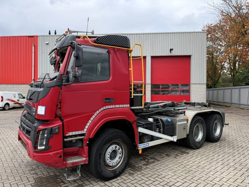 Volvo FMX4-500 / ENGINE RUNNING / VEB+ / 6X4 / 2XBIG AXLE / AJK 20 TON HOOKLIFT / ONLY:276433 KM / AUTOMATIC / EURO-6 / 2020 - Hook lift truck: picture 2 Volvo FMX4-500 / ENGINE RUNNING / VEB+ / 6X4 / 2XBIG AXLE / AJK 20 TON HOOKLIFT / ONLY:276433 KM / AUTOMATIC / EURO-6 / 2020 - Hook lift truck: picture 2