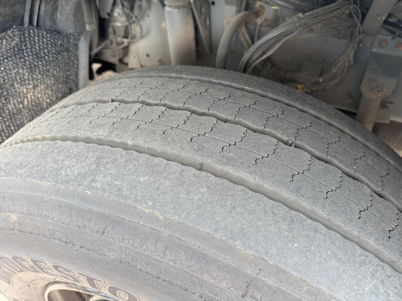 Crane truck DAF CF410 FAQ HMF 2620, Unfall - Damaged.: picture 17