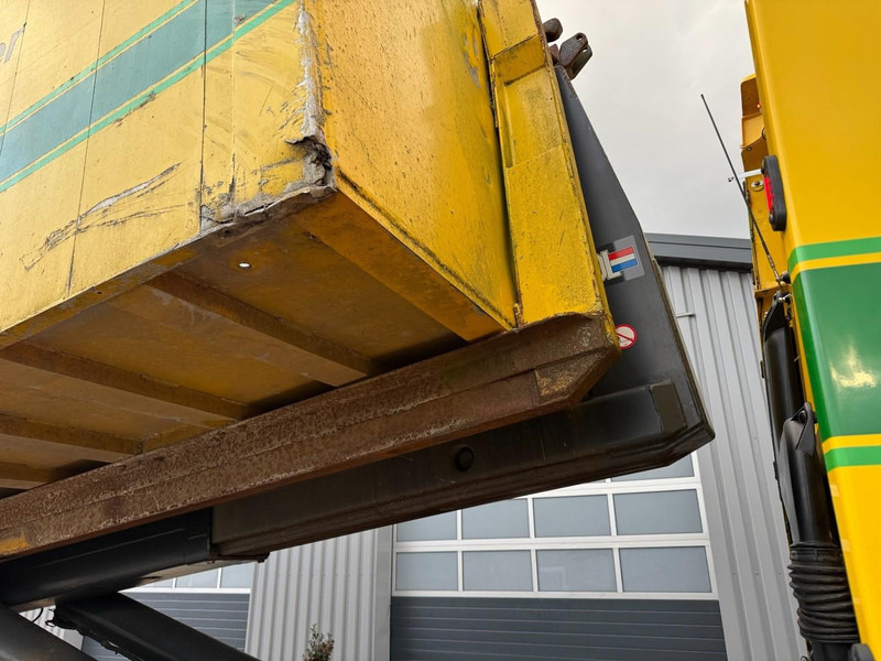 DAF CF85-460 6x2 VDL Hook system, 300.000 Km!!! - Hook lift truck: picture 4 DAF CF85-460 6x2 VDL Hook system, 300.000 Km!!! - Hook lift truck: picture 4