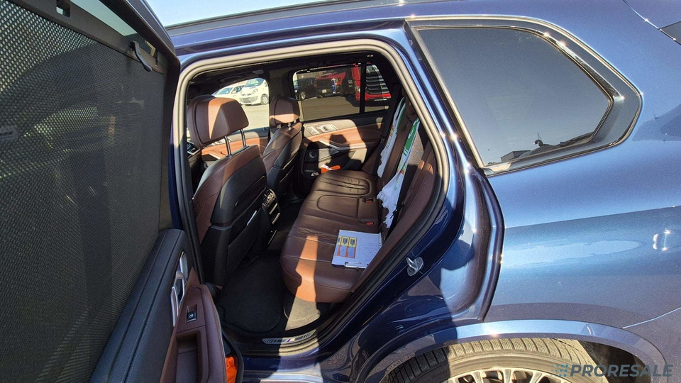 SUV BMW X5 M50D 3,0 294 kW: picture 14