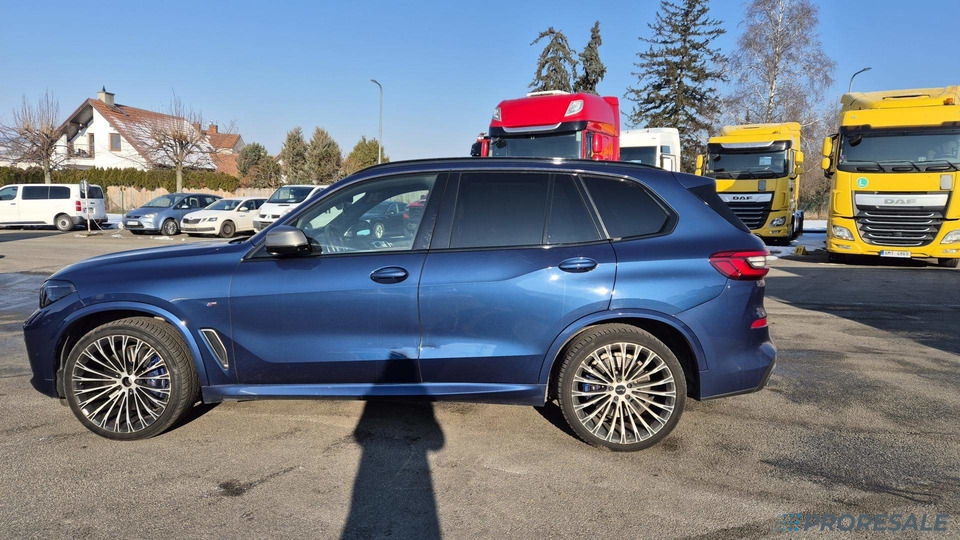 BMW X5 M50D 3,0 294 kW - Car: picture 4 BMW X5 M50D 3,0 294 kW - Car: picture 4