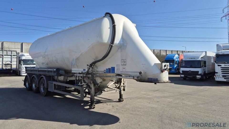 OSTATNÍ FELDBINDER EUT 40.3 SILOCISTERNA - 2 komory - 40 m3 - Silo semi-trailer: picture 1 OSTATNÍ FELDBINDER EUT 40.3 SILOCISTERNA - 2 komory - 40 m3 - Silo semi-trailer: picture 1