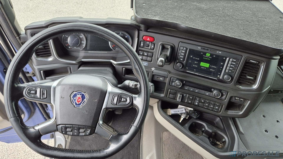 SCANIA R450 N323 NGS TOP LINE EURO 6 - Tractor unit: picture 4 SCANIA R450 N323 NGS TOP LINE EURO 6 - Tractor unit: picture 4