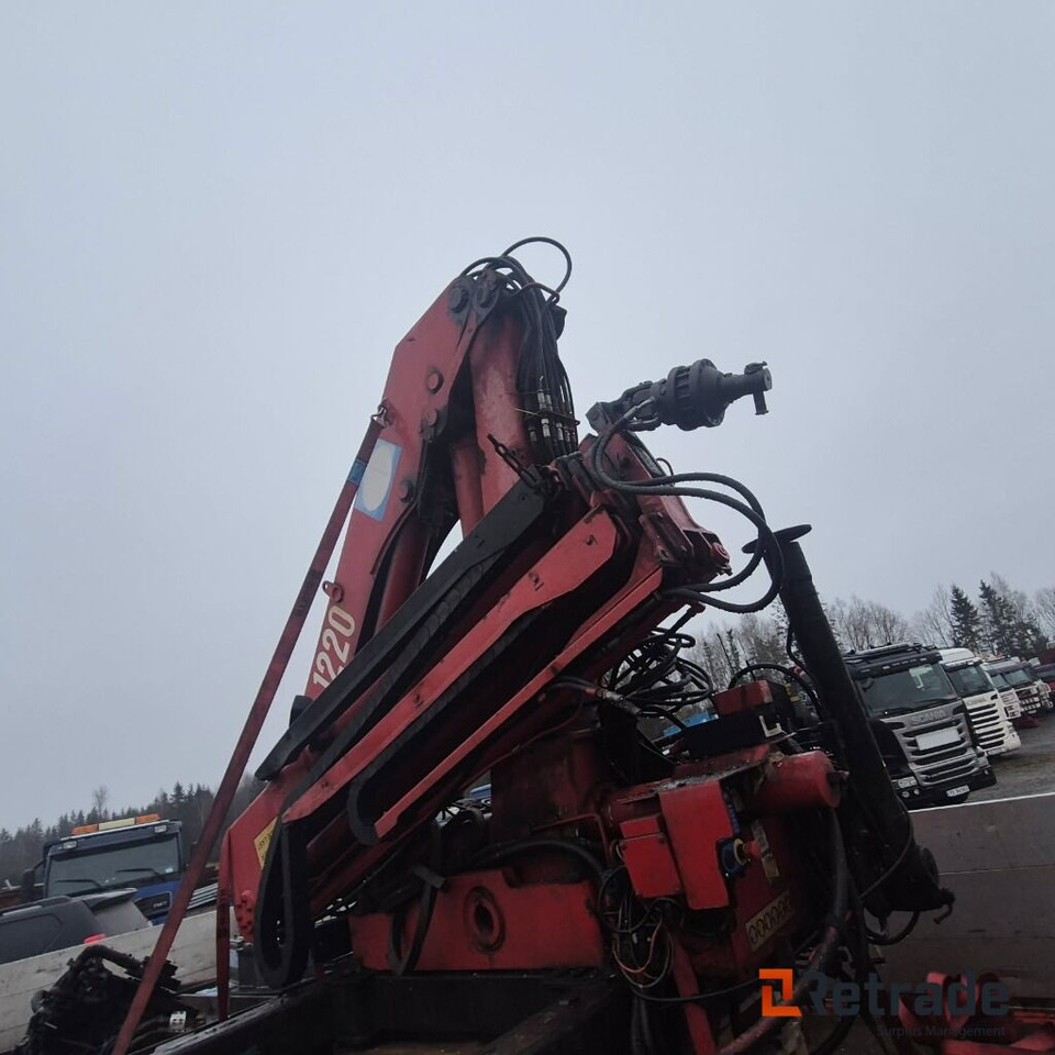 2001mod. HMF 1220 kran - Loader crane: picture 3 2001mod. HMF 1220 kran - Loader crane: picture 3