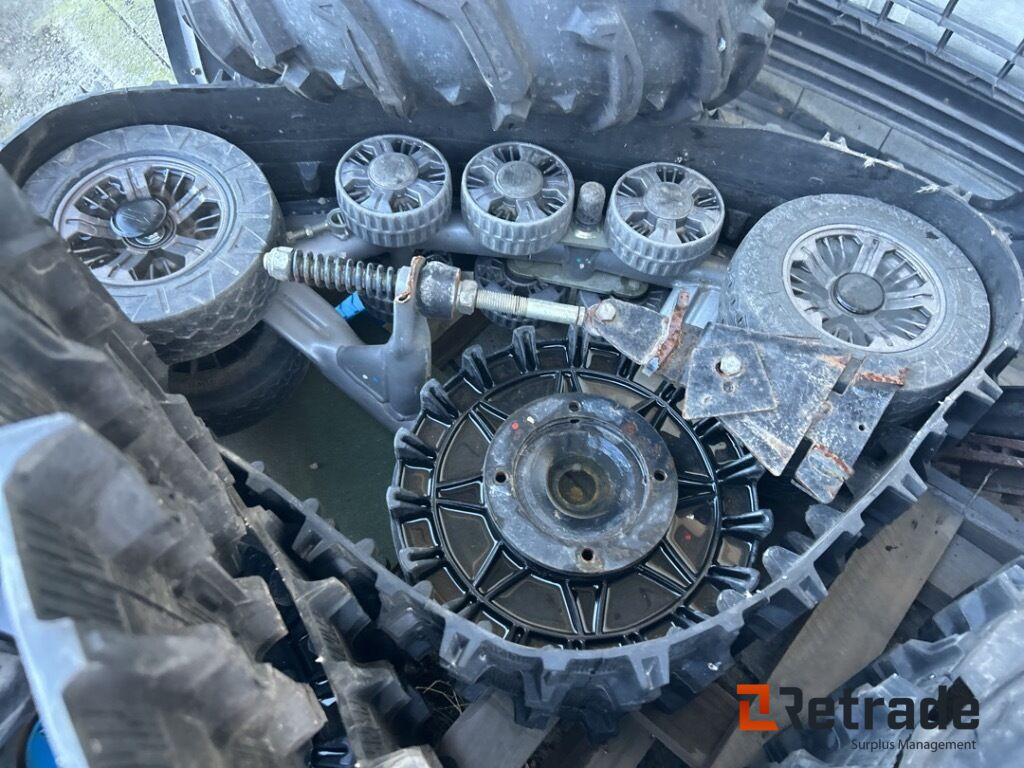 4 stk belter til UTV Komplett 2023 Mod - Undercarriage parts for Side-by-side/ ATV: picture 3 4 stk belter til UTV Komplett 2023 Mod - Undercarriage parts for Side-by-side/ ATV: picture 3