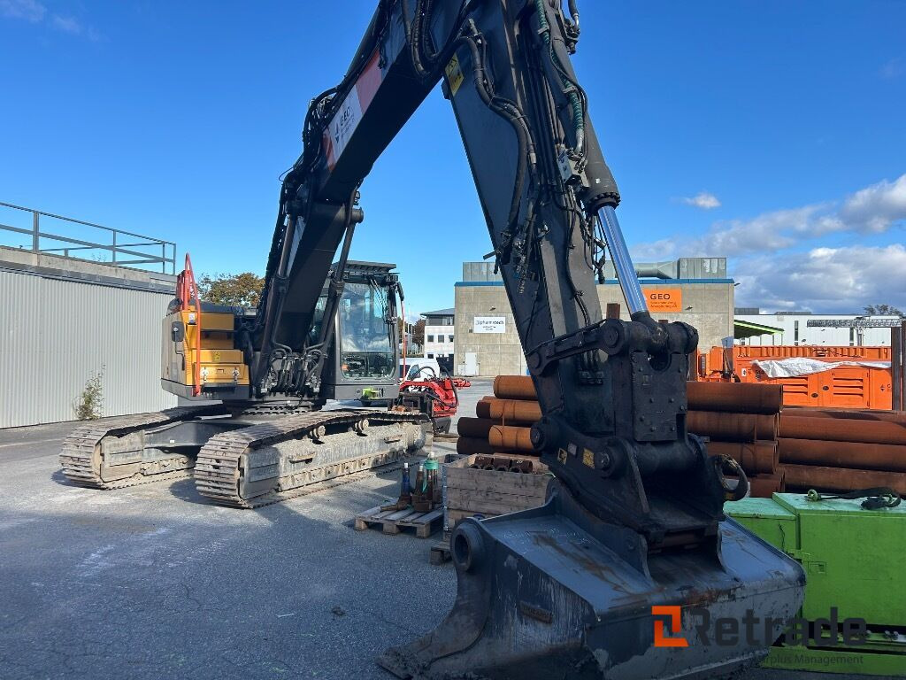 2018 Beltegraver 31750 kg Volvo EC 300 E nl + Bor rig-Spunt agregat-Rotortilt og skuffer - Construction machinery: picture 1 2018 Beltegraver 31750 kg Volvo EC 300 E nl + Bor rig-Spunt agregat-Rotortilt og skuffer - Construction machinery: picture 1