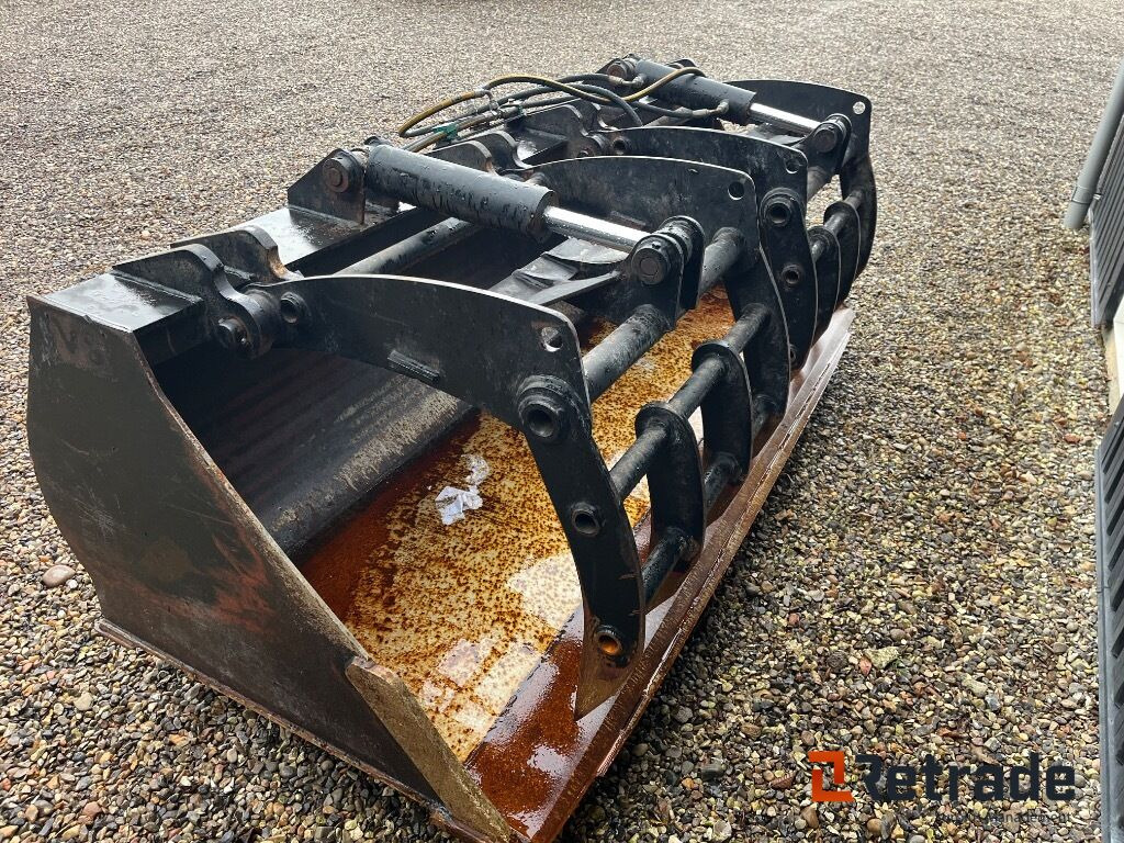 Forskelligt udstyr VS Overfaldsklo - Loader bucket: picture 4 Forskelligt udstyr VS Overfaldsklo - Loader bucket: picture 4