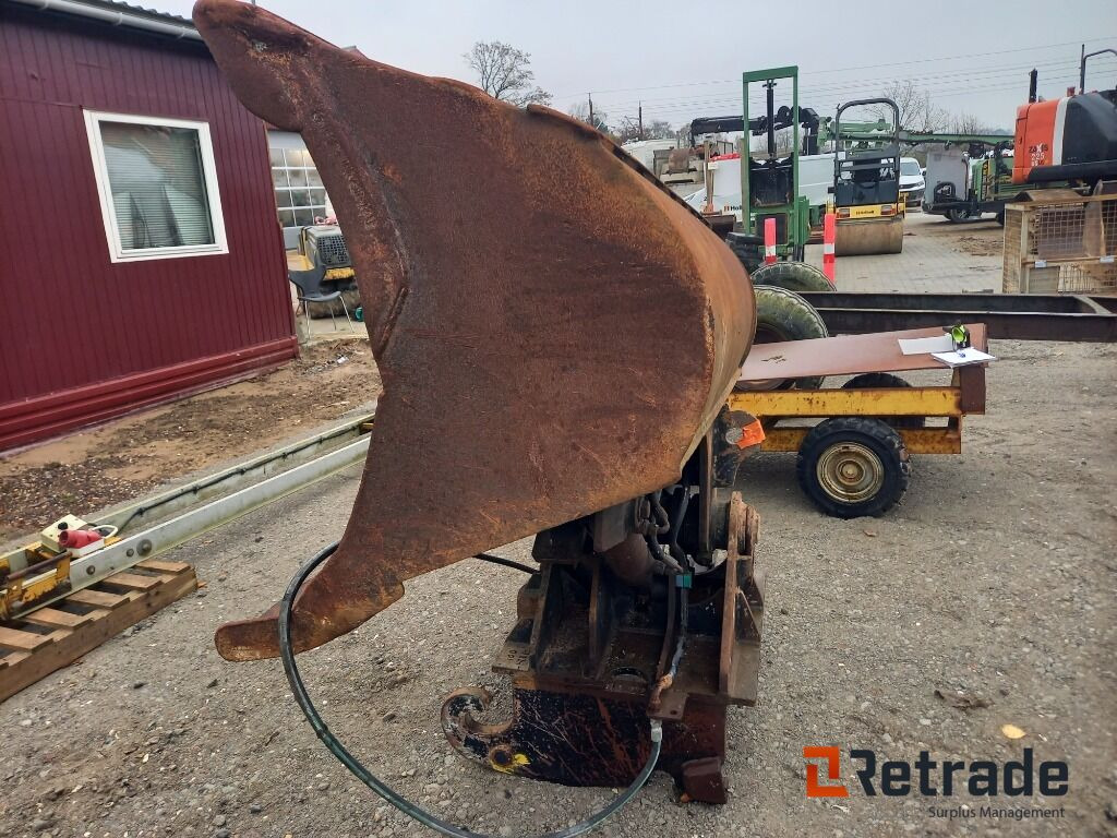 Hydraulisk planerskovl 4824-001 - Excavator bucket: picture 3 Hydraulisk planerskovl 4824-001 - Excavator bucket: picture 3