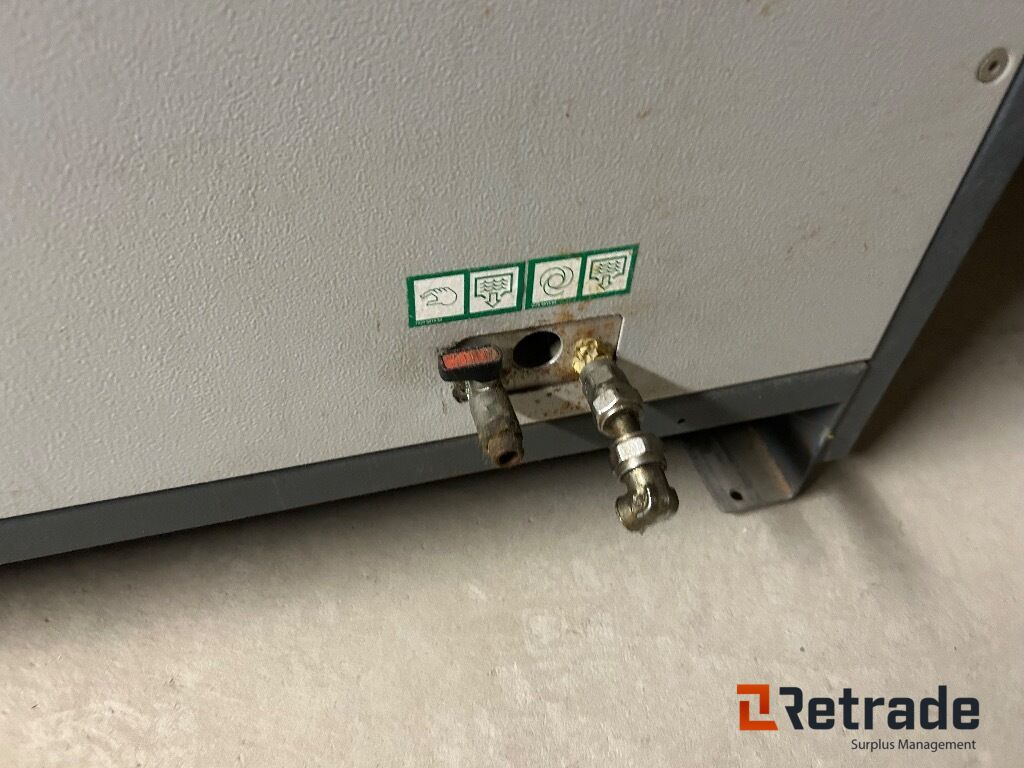 2011 Høytrykk kompressor Atlas Copco Work Place Air System GA 11 - Industrial equipment: picture 4 2011 Høytrykk kompressor Atlas Copco Work Place Air System GA 11 - Industrial equipment: picture 4