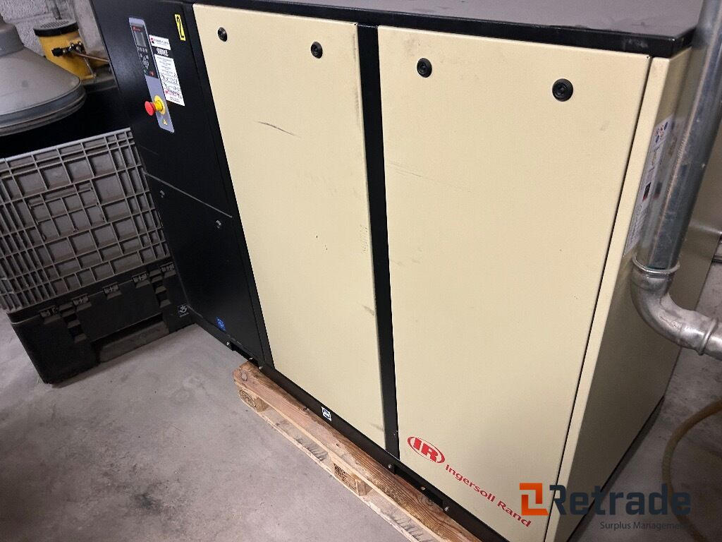 2015 Luft kompressor IR Ingersoll Rand IRN18K-CC-HV og 2012 Luftørker D24 0IN-A - Industrial equipment: picture 2 2015 Luft kompressor IR Ingersoll Rand IRN18K-CC-HV og 2012 Luftørker D24 0IN-A - Industrial equipment: picture 2