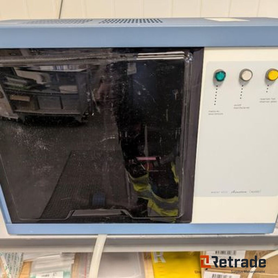 Aqatron A400 - Water Distillation Unit / Vanndestillasjonsenhet - Industrial equipment: picture 1 Aqatron A400 - Water Distillation Unit / Vanndestillasjonsenhet - Industrial equipment: picture 1