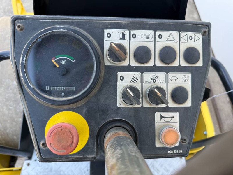 Roller Bomag BW124DH-3 - Dutch Machine / Only 2104 Hours!: picture 12