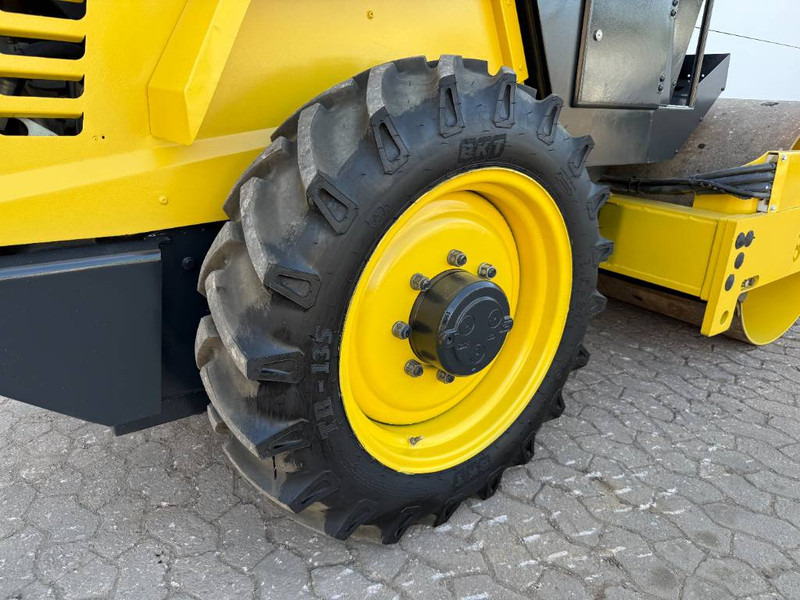 Roller Bomag BW124DH-3 - Dutch Machine / Only 2104 Hours!: picture 20