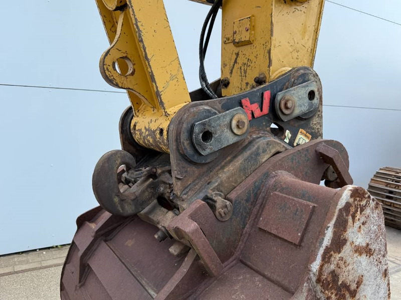 Crawler excavator Cat 323DL - German Machine / Quick Coupler: picture 18