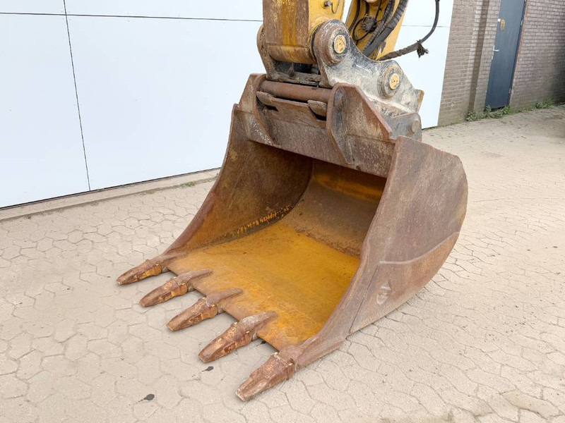 Crawler excavator Cat 330 Next Gen German Machine / Oilquick / Auto Lube: picture 13