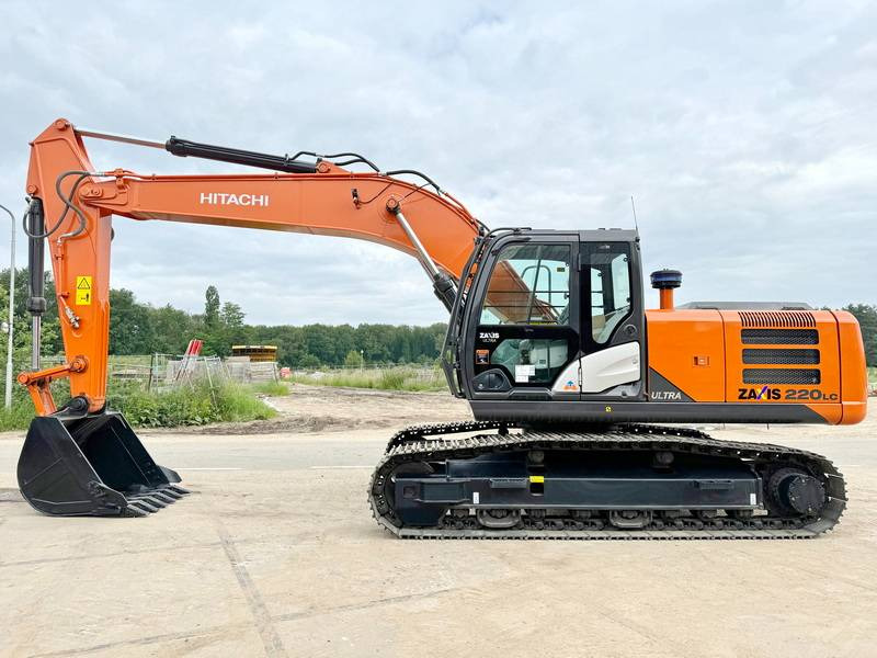 Hitachi ZX220LC-5G / 2025 ULTRA MODEL / ISUZU ENGINE - Crawler excavator: picture 1 Hitachi ZX220LC-5G / 2025 ULTRA MODEL / ISUZU ENGINE - Crawler excavator: picture 1