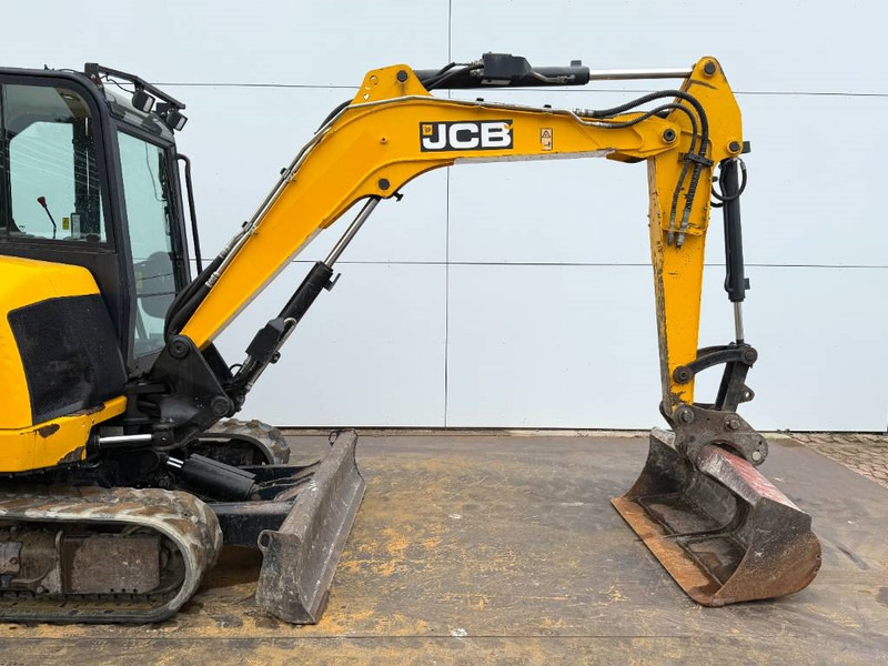 Mini excavator JCB 48Z-1 - Hammer Lines / Quick Coupler: picture 15 Mini excavator JCB 48Z-1 - Hammer Lines / Quick Coupler: picture 15