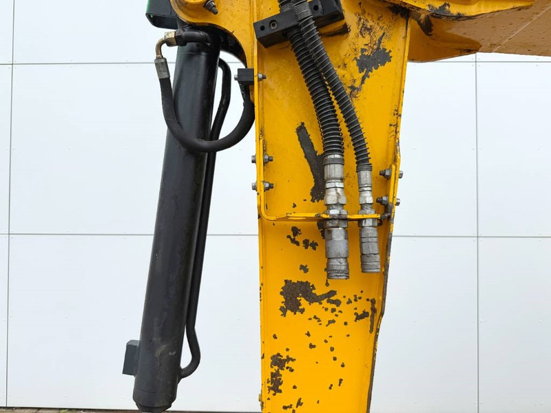 Mini excavator JCB 48Z-1 - Hammer Lines / Quick Coupler: picture 16 Mini excavator JCB 48Z-1 - Hammer Lines / Quick Coupler: picture 16