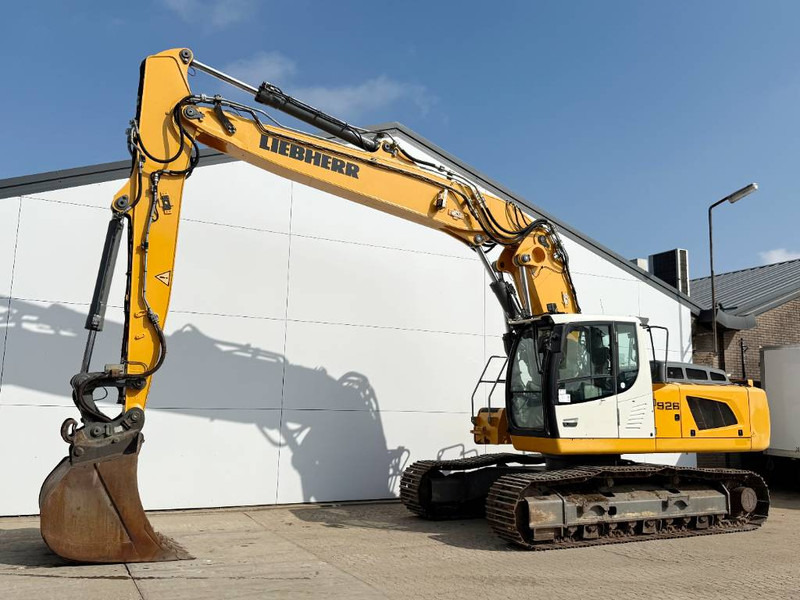 Liebherr R926LC - German Machine / Oilquick / Triple Boom - Crawler excavator: picture 2 Liebherr R926LC - German Machine / Oilquick / Triple Boom - Crawler excavator: picture 2