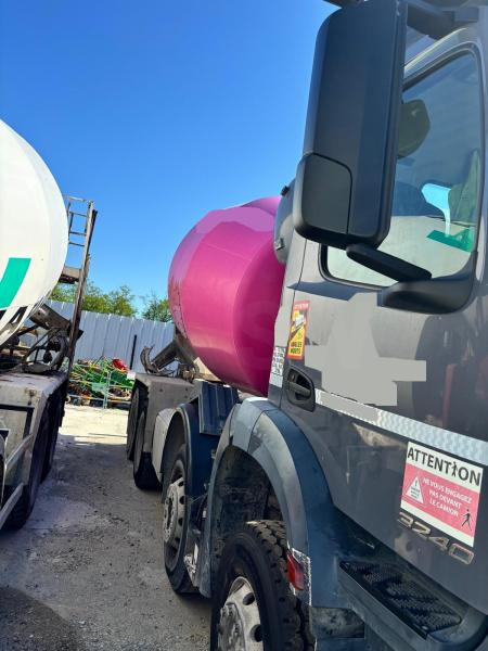 Mercedes Arocs 3240 - Concrete mixer truck: picture 2 Mercedes Arocs 3240 - Concrete mixer truck: picture 2