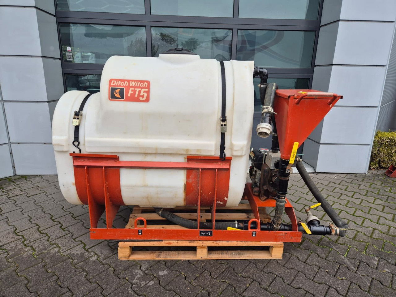 Ditch Witch FT5 Mixer / 1 Owner / 2021 - Construction equipment: picture 1 Ditch Witch FT5 Mixer / 1 Owner / 2021 - Construction equipment: picture 1