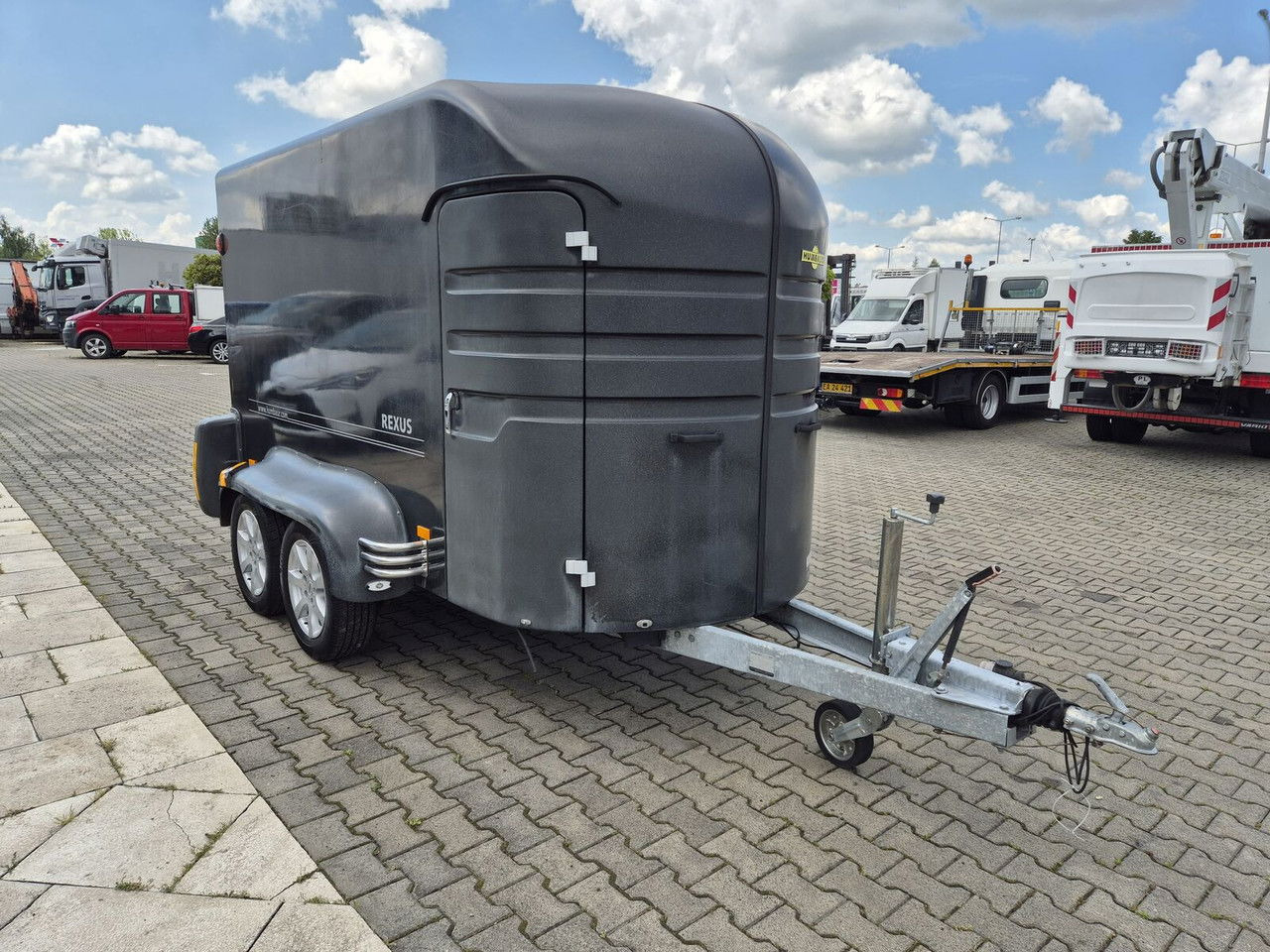Humbaur Rexus 2000 - Horse trailer: picture 4 Humbaur Rexus 2000 - Horse trailer: picture 4