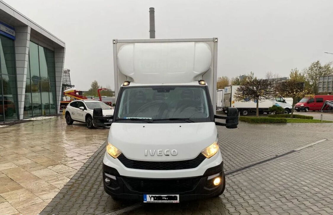 Iveco Daily 35C18 35C180 / Container / Veldhuizen Trailer / KAT. B+E - Box van: picture 2 Iveco Daily 35C18 35C180 / Container / Veldhuizen Trailer / KAT. B+E - Box van: picture 2