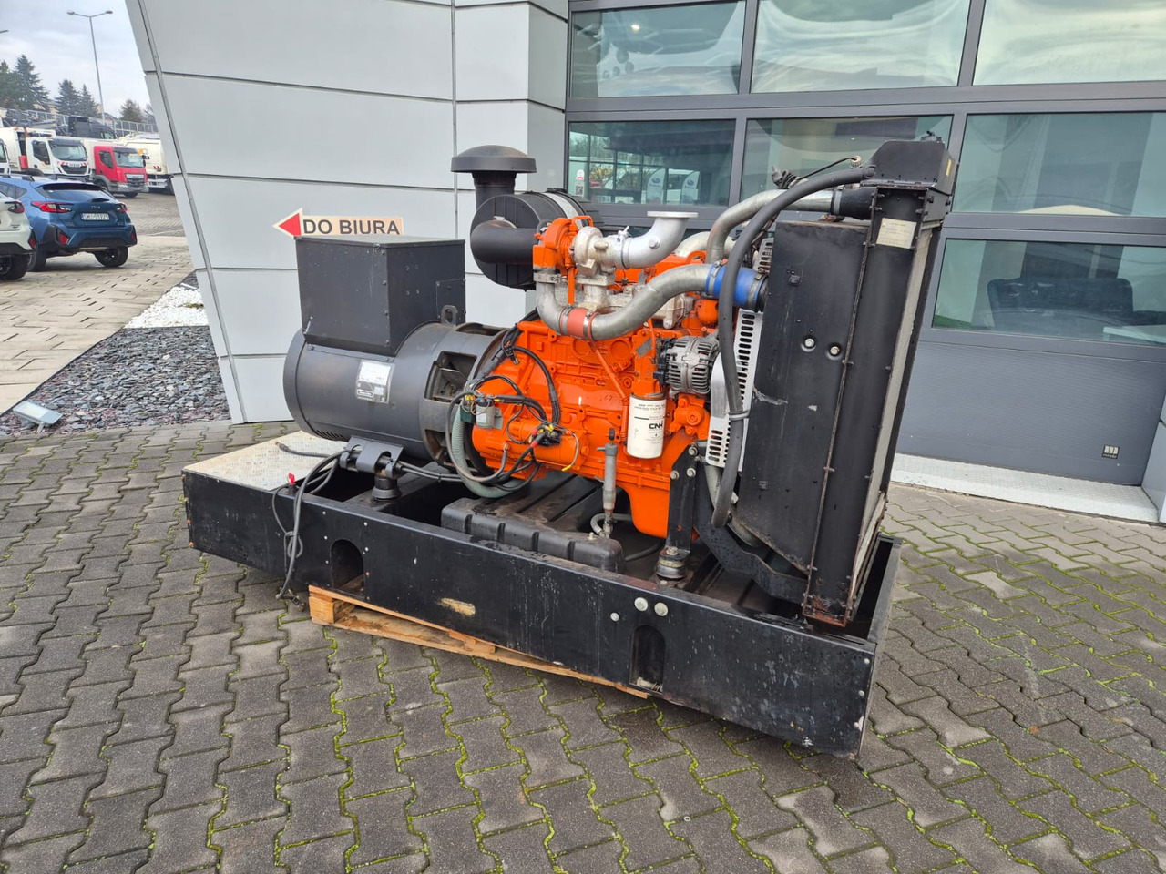 MECALAC ECP34 2S4 - Iveco Engine,126kVA,New oils, filters, Mecc Alte ECP34 2S4 - Iveco Engine,126kVA,New oils, filters, Like New - Generator set: picture 2 MECALAC ECP34 2S4 - Iveco Engine,126kVA,New oils, filters, Mecc Alte ECP34 2S4 - Iveco Engine,126kVA,New oils, filters, Like New - Generator set: picture 2