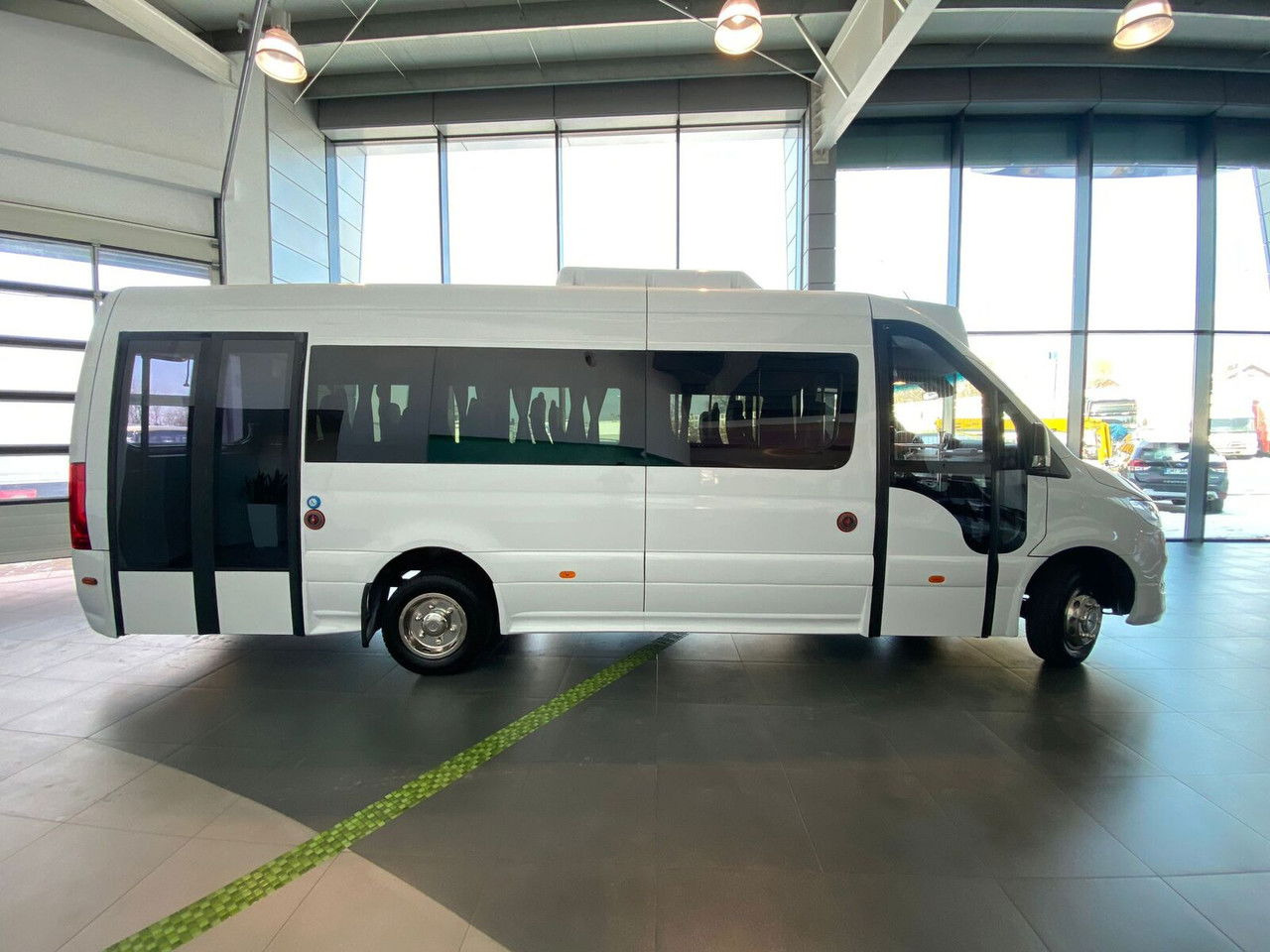 New Minibus, Passenger van Mercedes-Benz Sprinter 517: picture 6