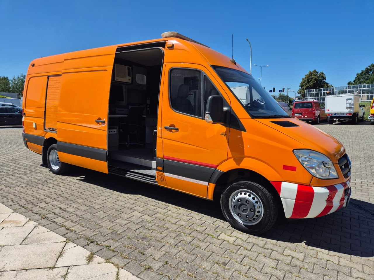Mercedes-Benz Sprinter 518 CDi / Ipek Canal Inspection System / 3 Cameras / 1 - Municipal/ Special vehicle: picture 1 Mercedes-Benz Sprinter 518 CDi / Ipek Canal Inspection System / 3 Cameras / 1 - Municipal/ Special vehicle: picture 1