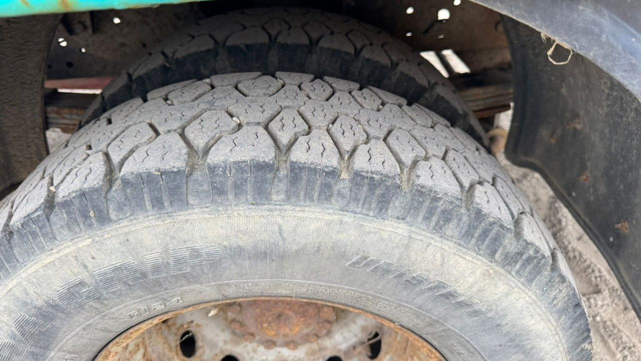 Flatbed van, Combi van Iveco Daily 65 C15 stake body - Hiab 045-3 - 7.5M: picture 15