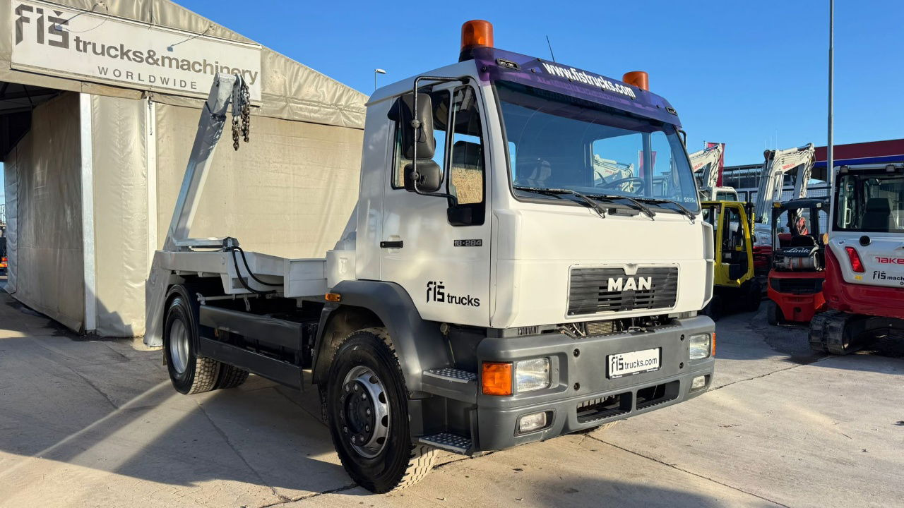 MAN 18.284 LK 4x2 absetz tipper - euro 2 - Container transporter/ Swap body truck: picture 3 MAN 18.284 LK 4x2 absetz tipper - euro 2 - Container transporter/ Swap body truck: picture 3