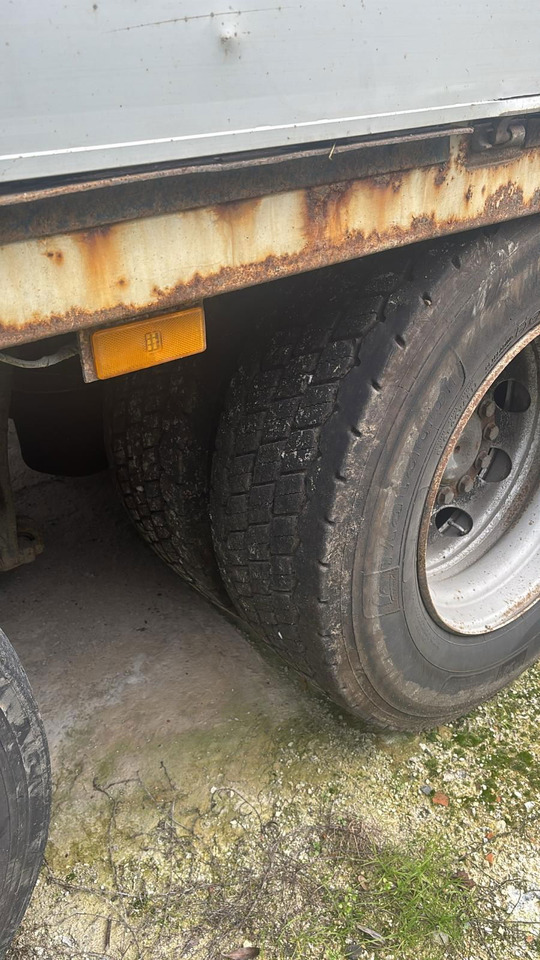 Mercedes-Benz Actros 2536 L 6x2 stake body - lifting axle - Dropside/ Flatbed truck: picture 5 Mercedes-Benz Actros 2536 L 6x2 stake body - lifting axle - Dropside/ Flatbed truck: picture 5