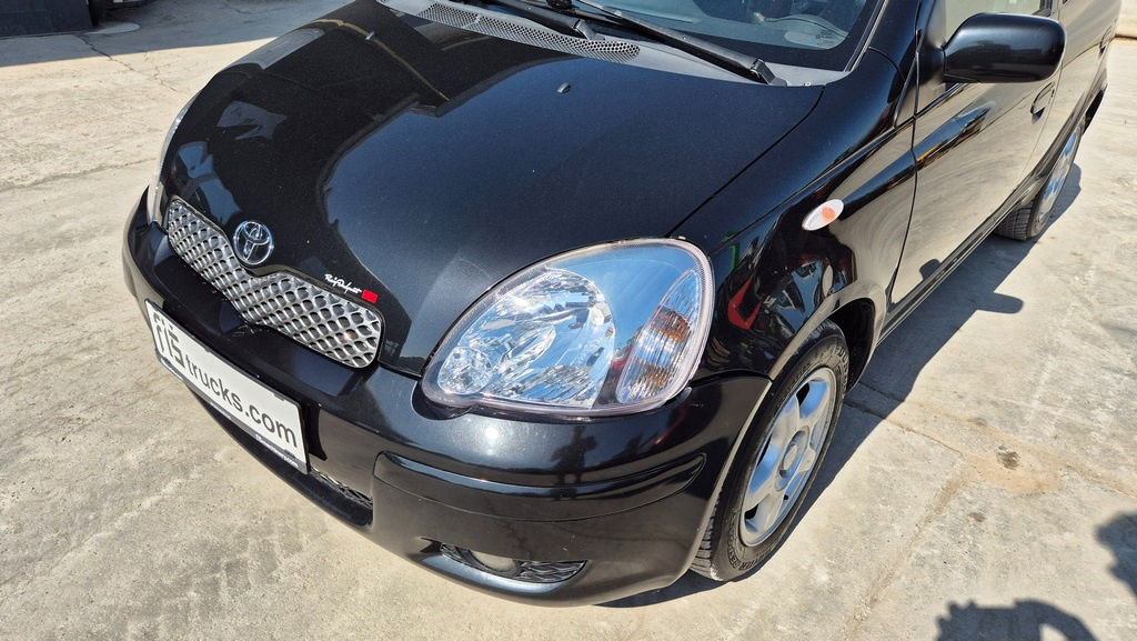 Toyota Yaris 1.3 - Petrol - 5 Doors - AC - Hatchback: picture 2 Toyota Yaris 1.3 - Petrol - 5 Doors - AC - Hatchback: picture 2