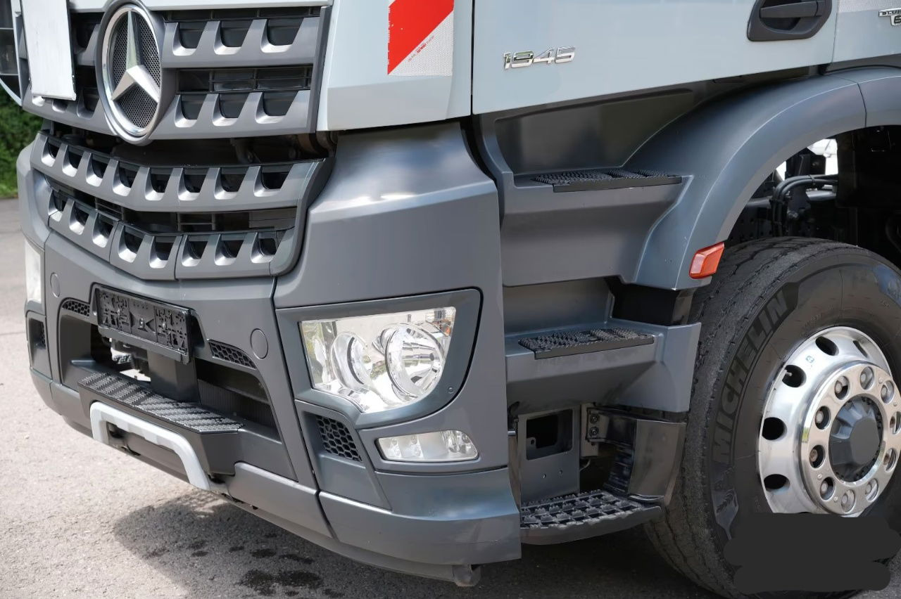 Mercedes-Benz Arocs 1845 HAD 4X4 tractor unit - tipper hydraulics - retarder - Tractor unit: picture 2 Mercedes-Benz Arocs 1845 HAD 4X4 tractor unit - tipper hydraulics - retarder - Tractor unit: picture 2