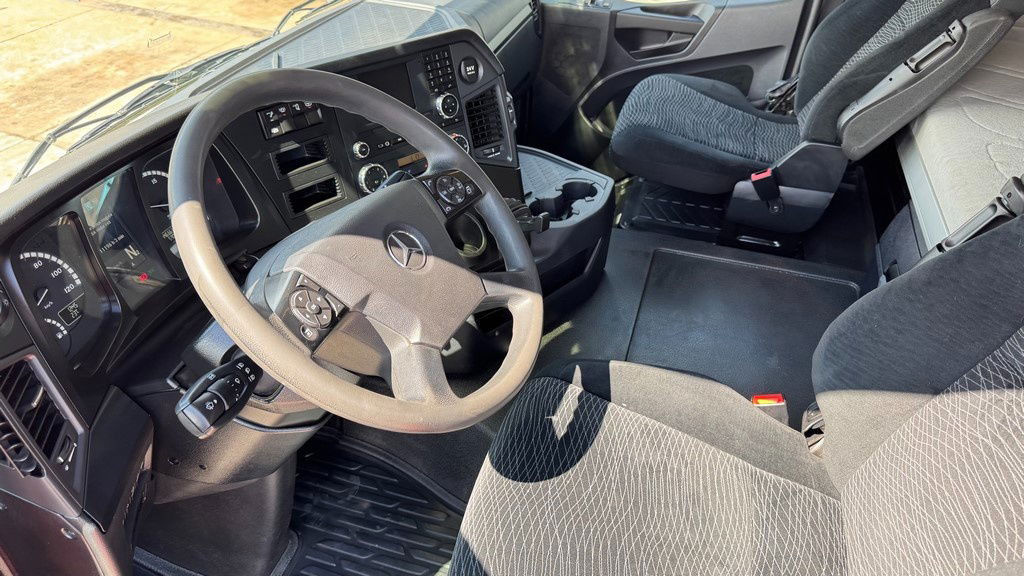 Mercedes-Benz Arocs 1945 HAD 4X4 tractor unit - tipper hydraulics - retarder leasing Mercedes-Benz Arocs 1945 HAD 4X4 tractor unit - tipper hydraulics - retarder: picture 20