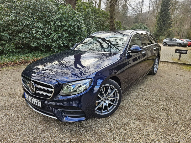 Mercedes-Benz E-Klasse E-Klasse - Car: picture 2 Mercedes-Benz E-Klasse E-Klasse - Car: picture 2
