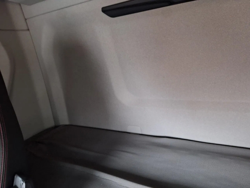 Tractor unit Scania R500 V8 R520: picture 13