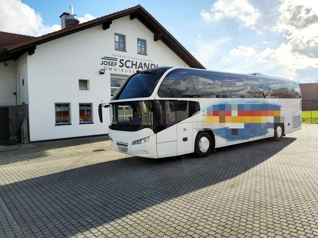 Neoplan Cityliner P14 6 gang manuell / WC / TÜV - Coach: picture 1 Neoplan Cityliner P14 6 gang manuell / WC / TÜV - Coach: picture 1