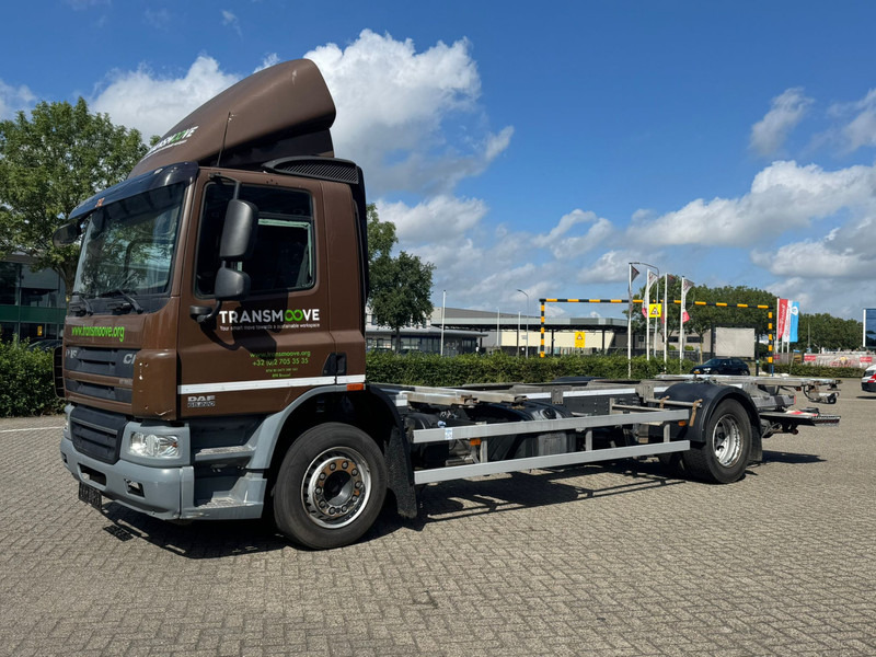 DAF CF65 220 - Container transporter/ Swap body truck: picture 2 DAF CF65 220 - Container transporter/ Swap body truck: picture 2