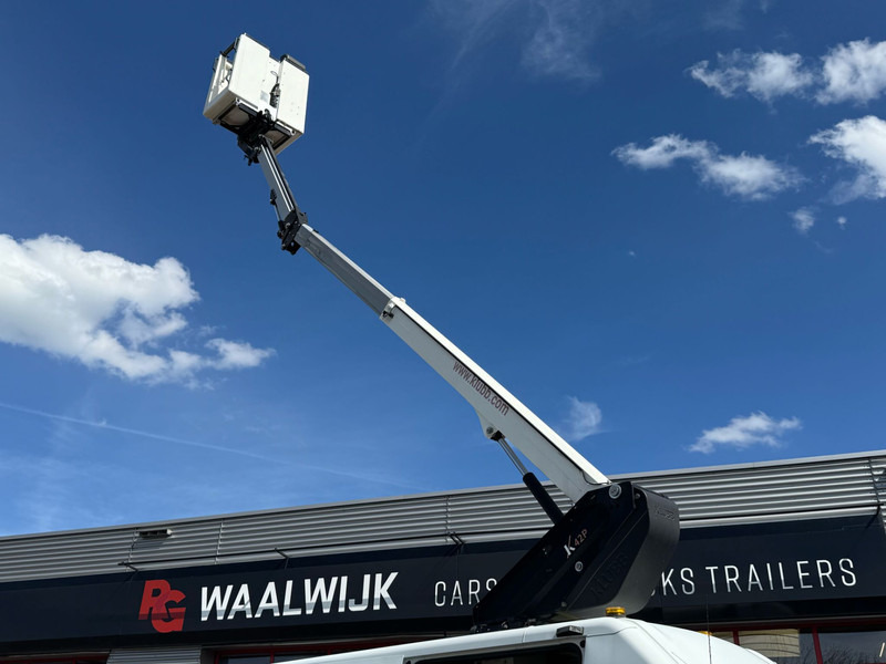 Iveco 70C15H  2 persoonslift, Electric/Hydraulic lift K 42 - Van: picture 3 Iveco 70C15H  2 persoonslift, Electric/Hydraulic lift K 42 - Van: picture 3