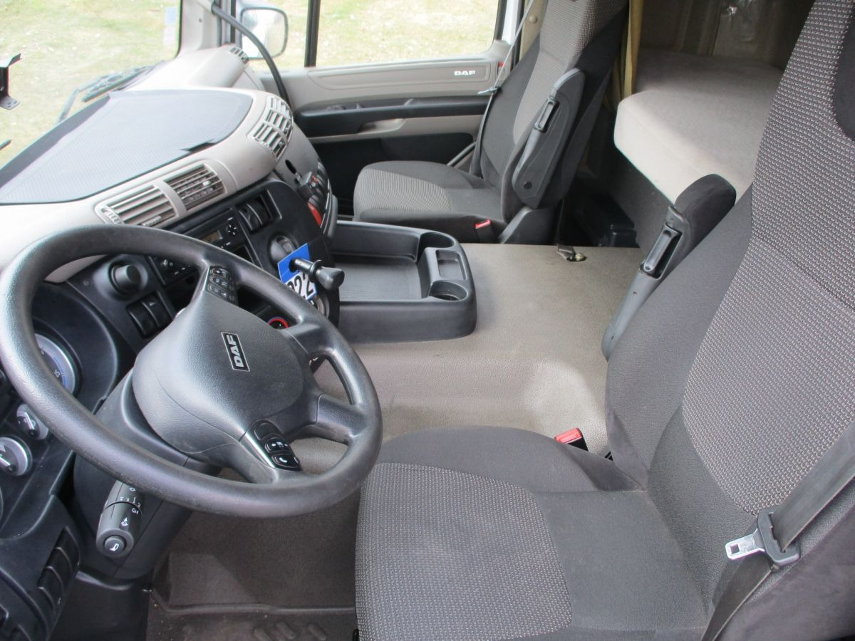 DAF CF 75.310 - Box truck: picture 5 DAF CF 75.310 - Box truck: picture 5