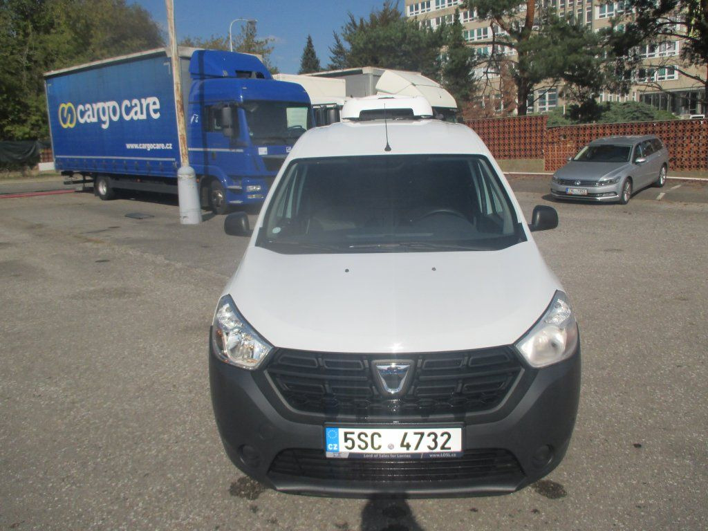 Dacia Izotherm ,1.6i ,Euro 6 - SUV: picture 2 Dacia Izotherm ,1.6i ,Euro 6 - SUV: picture 2