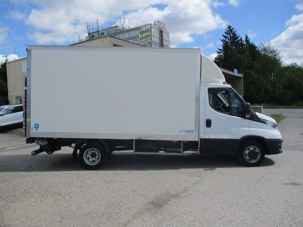 Iveco 35C16 Daily 3,0l - Box van: picture 4 Iveco 35C16 Daily 3,0l - Box van: picture 4